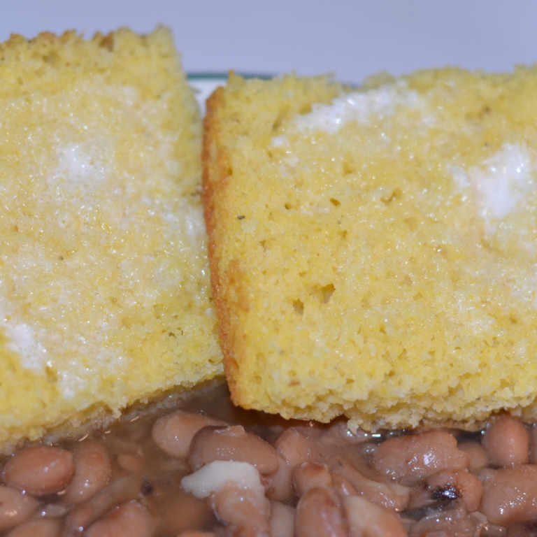 Easy Cornbread Recipe–From Scratch